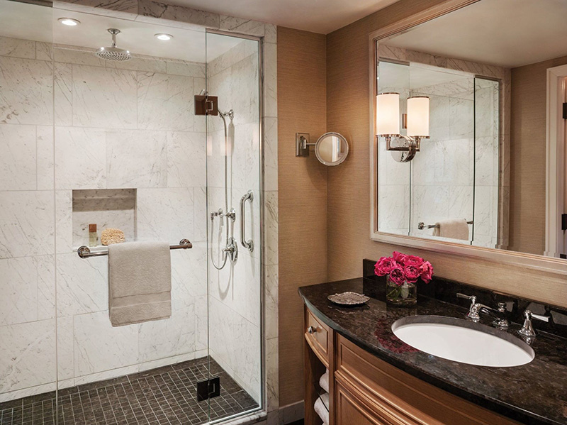 FOUR SEASONS HOTEL BOSTON